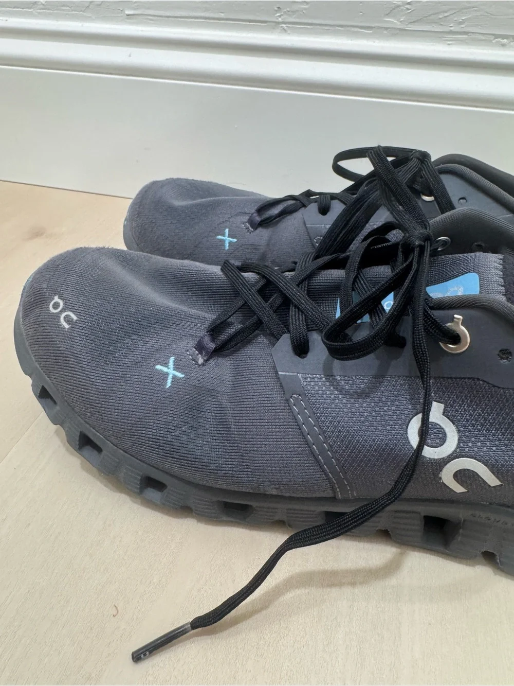 On Running Cloud X 3 Eclipse Magnet Men's US 10 Gym Shoe Athletic Gray Blue
